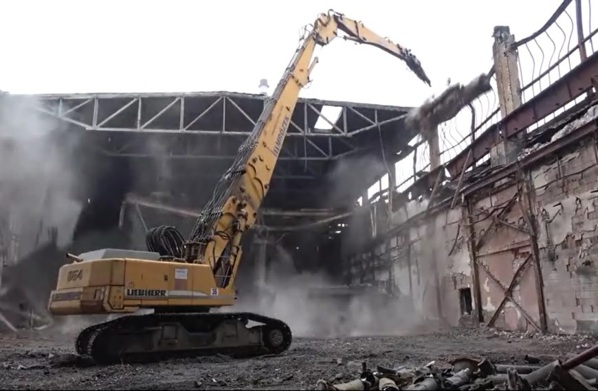 Demolition of the pickling plant